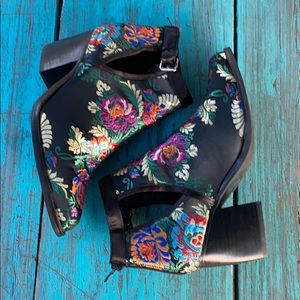 Jeffrey Campbell Almont-fb sz 8.5